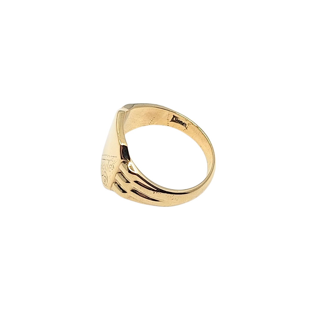 9ct Yellow Gold Part Engraved Signet Ring