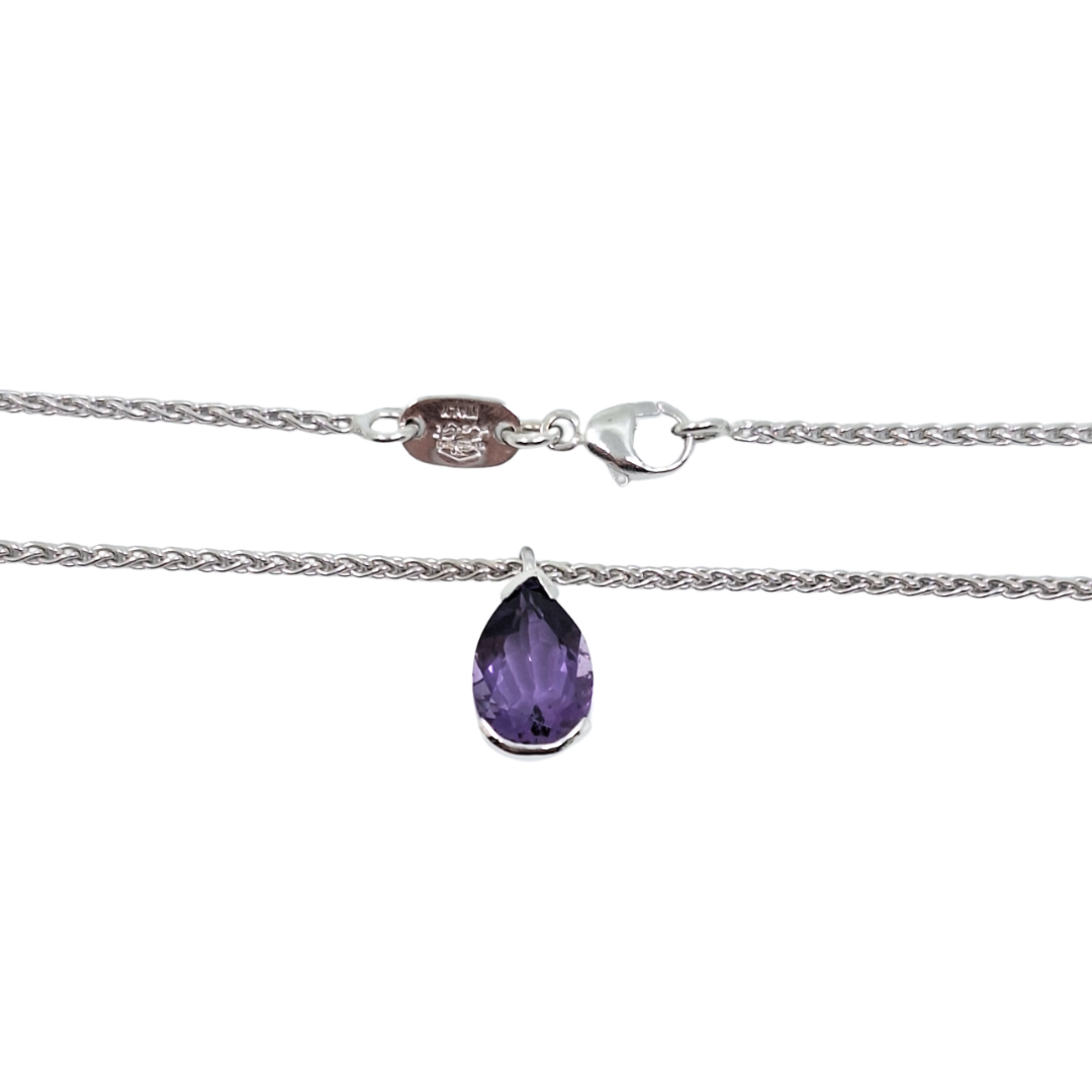 18ct White Gold Amethyst Pendant 16"