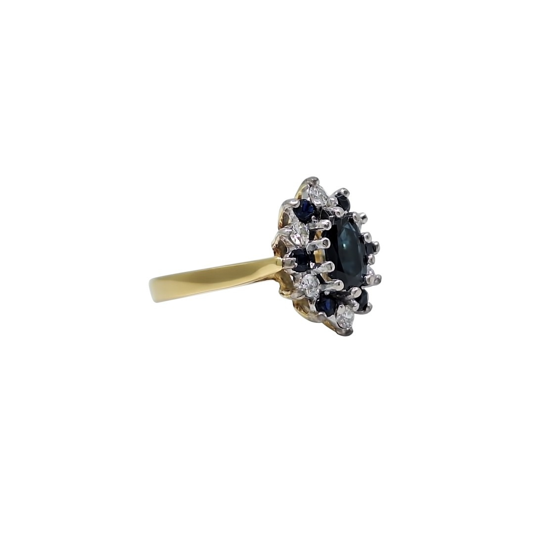 18ct Yellow Gold Sapphire & Diamond Cluster Ring