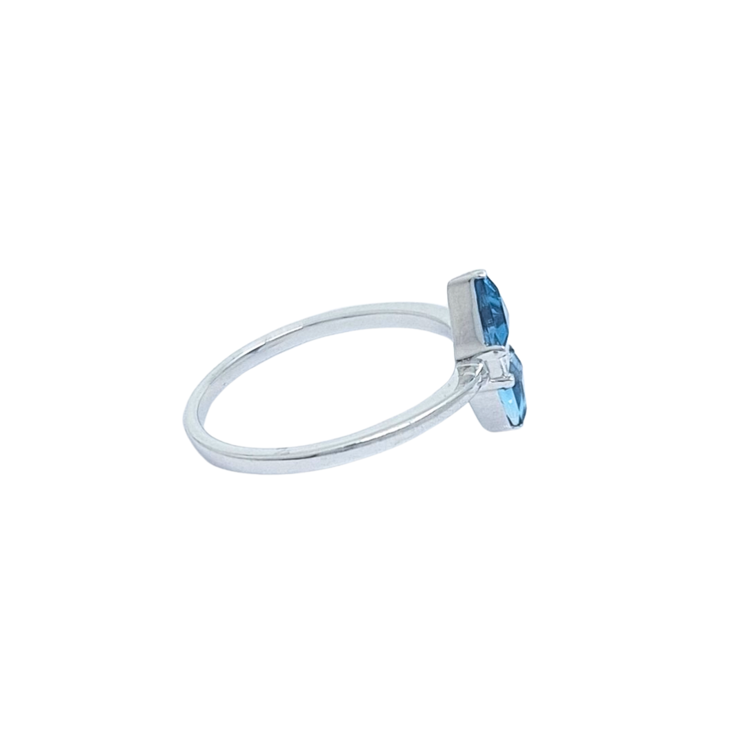 14ct White Gold Blue Topaz and diamond Ring