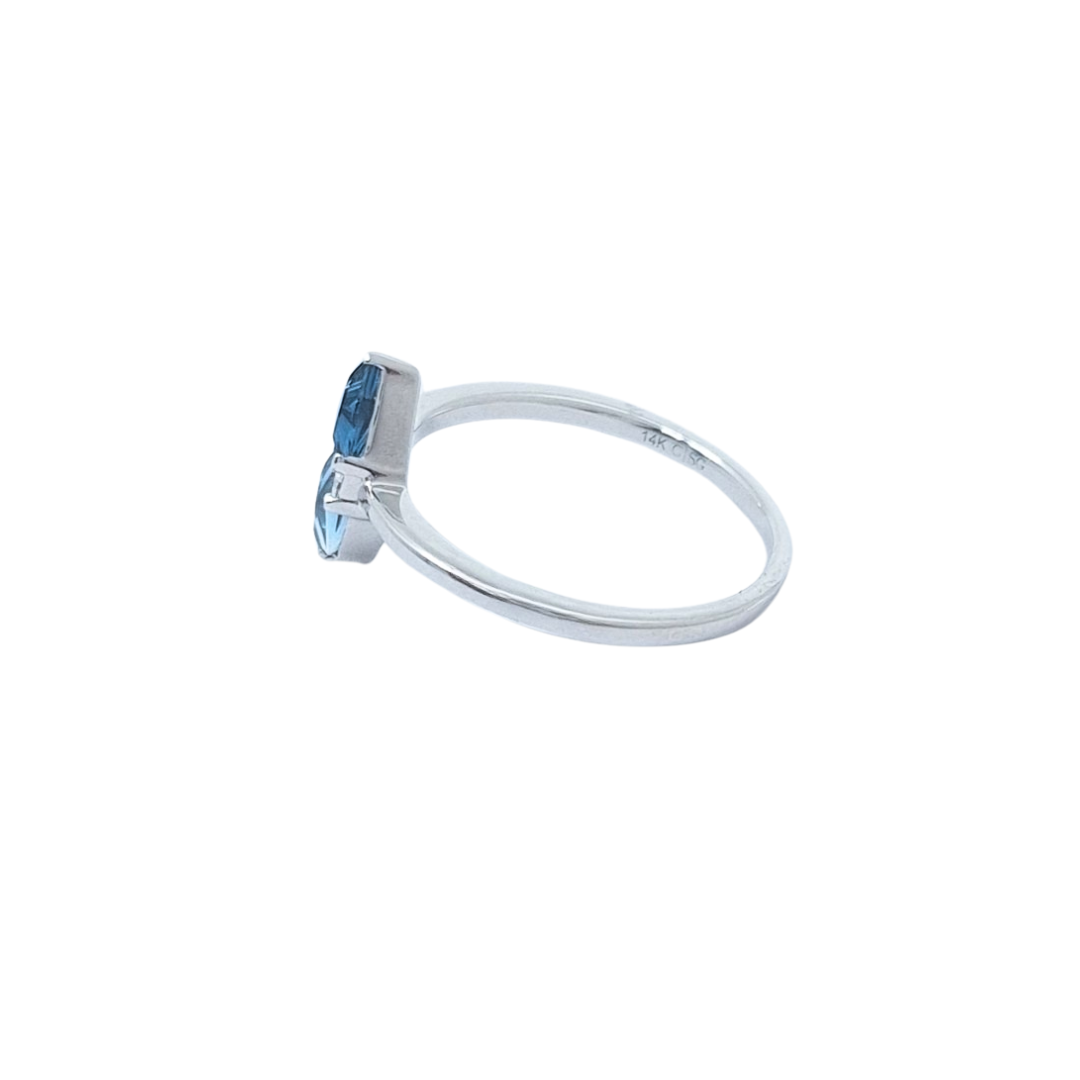 14ct White Gold Blue Topaz and diamond Ring
