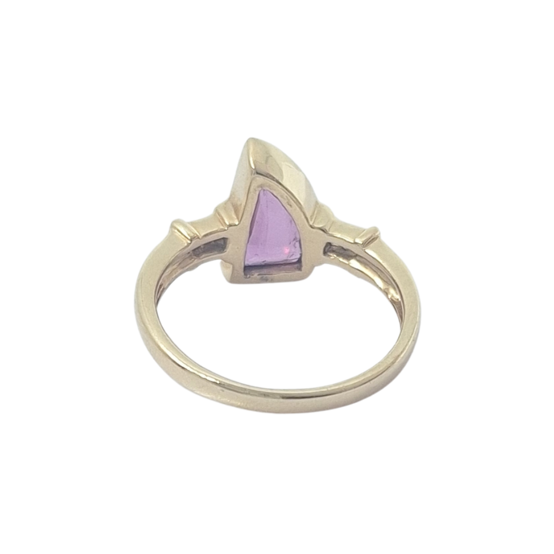 14ct Yellow Gold Pink Sapphire & Diamond Ring