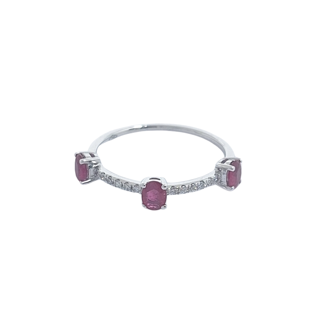 18ct White Gold Ruby & Diamond Ring