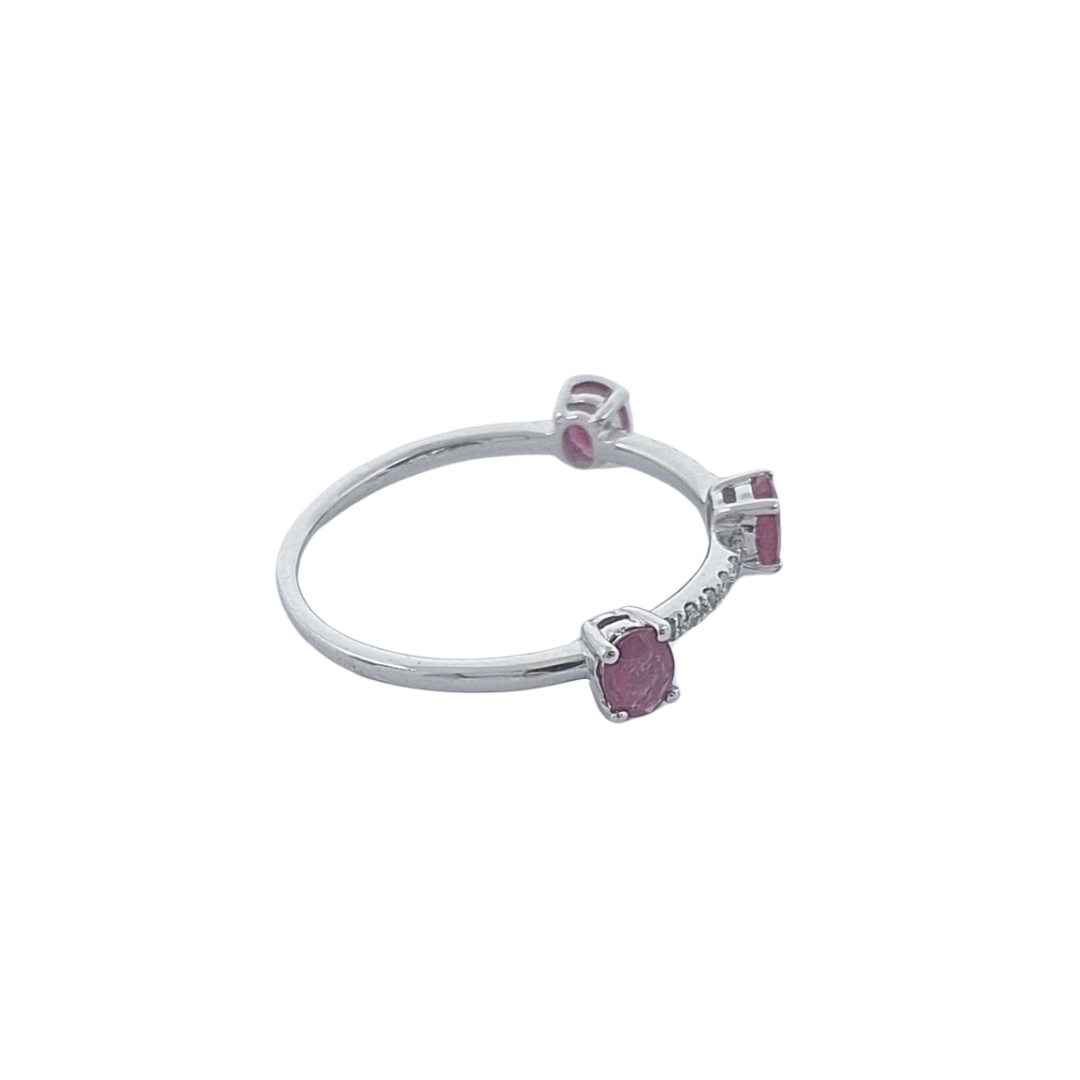 18ct White Gold Ruby & Diamond Ring