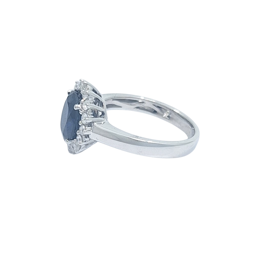 14ct White Gold Sapphire & Diamond Cluster Ring