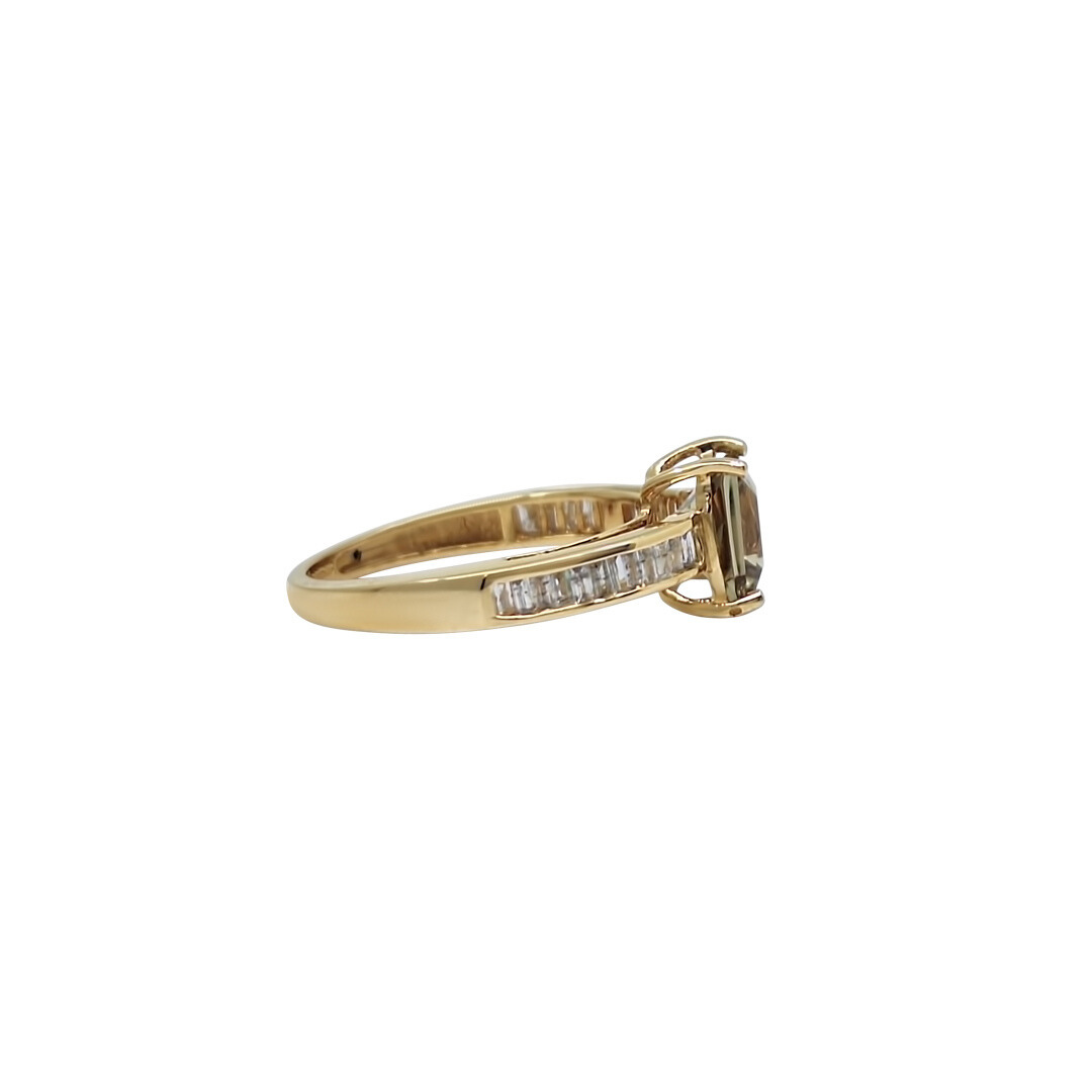 18ct Yellow Gold Csarite & Diamond Ring