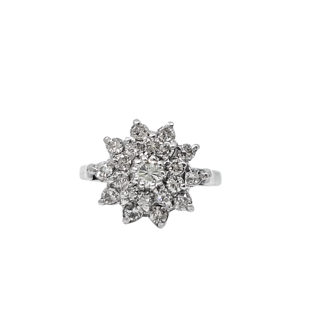 18ct White Gold Diamond Cluster Ring