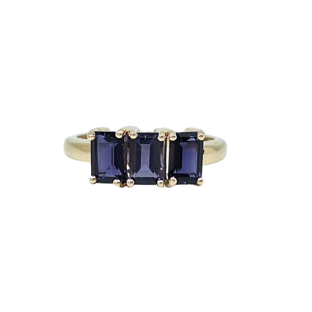 9ct Yellow Gold Iolite Three Stone Ring