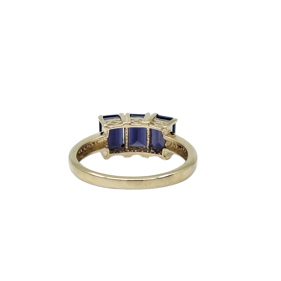 9ct Yellow Gold Iolite Three Stone Ring