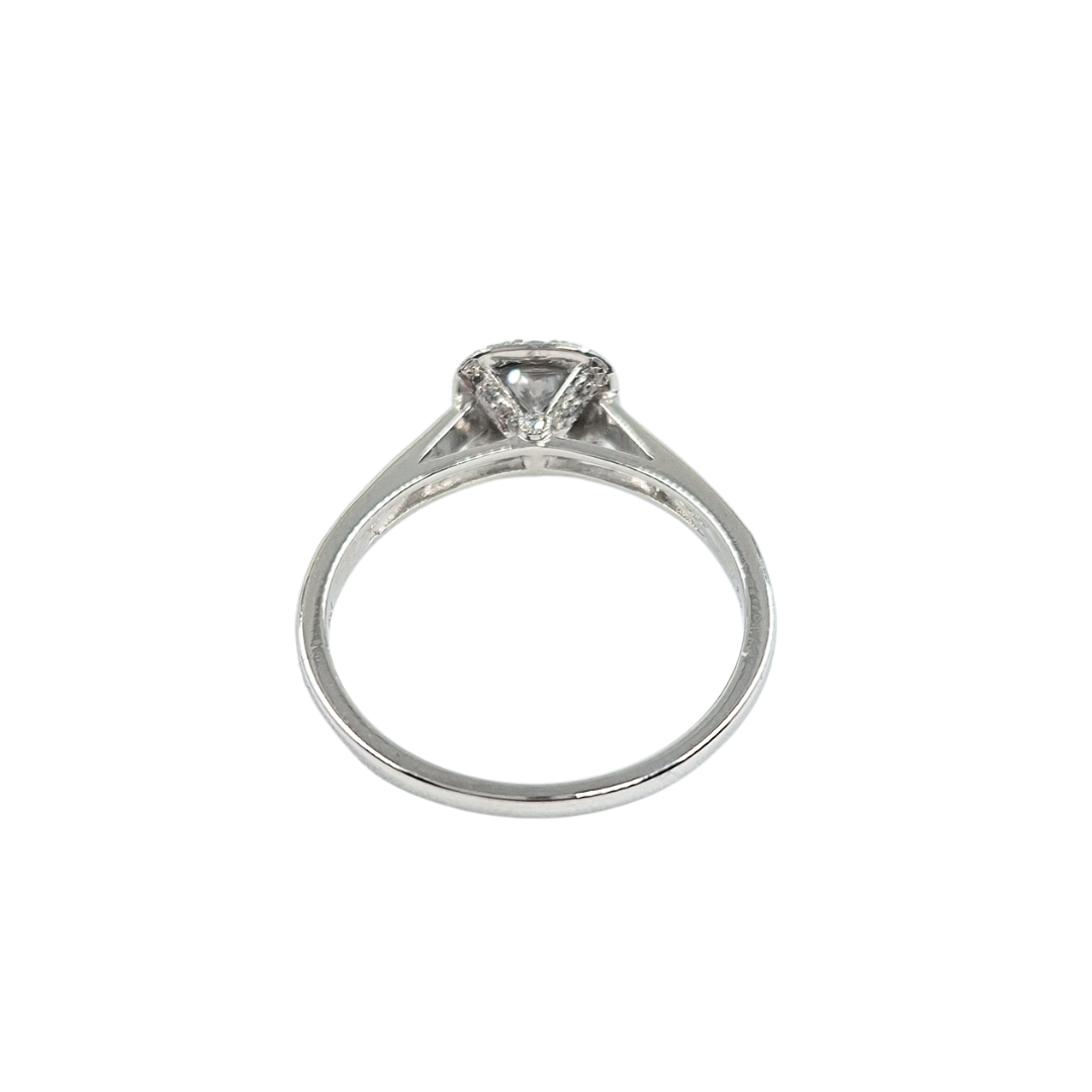 18ct White Gold Diamond Halo Ring