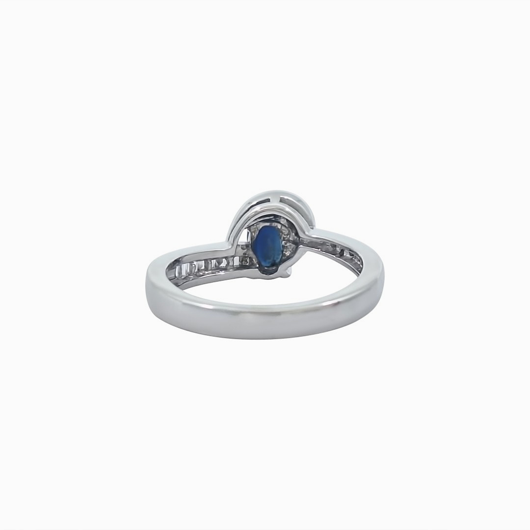 18ct White Gold Sapphire & Diamond Ring