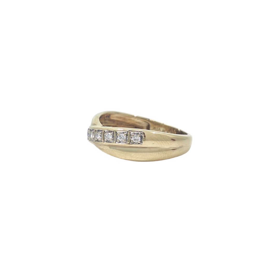 9ct Yellow Gold Diamond Crossover Ring
