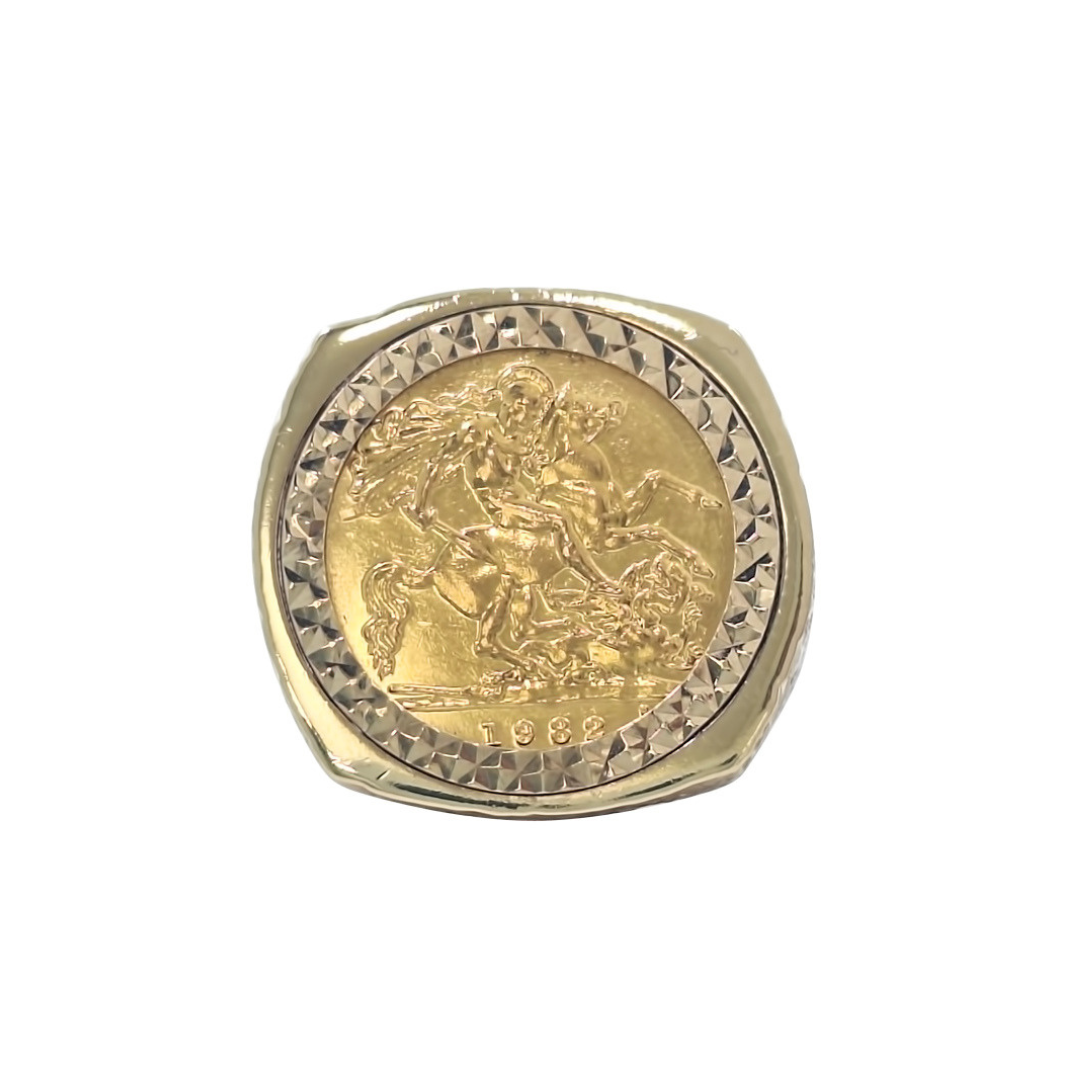 Half Sovereign Ring 1982