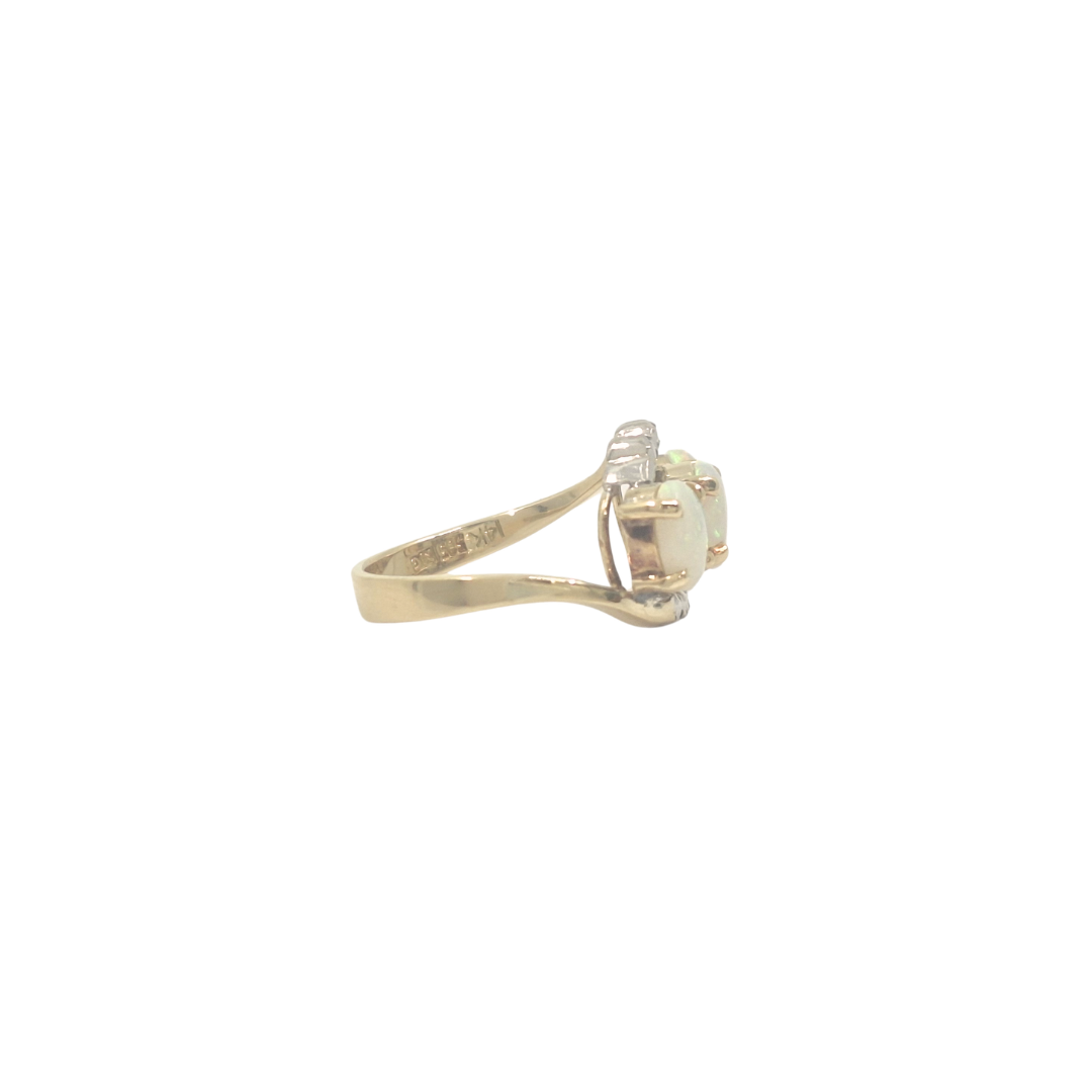 14ct Yellow Gold Opal Ring