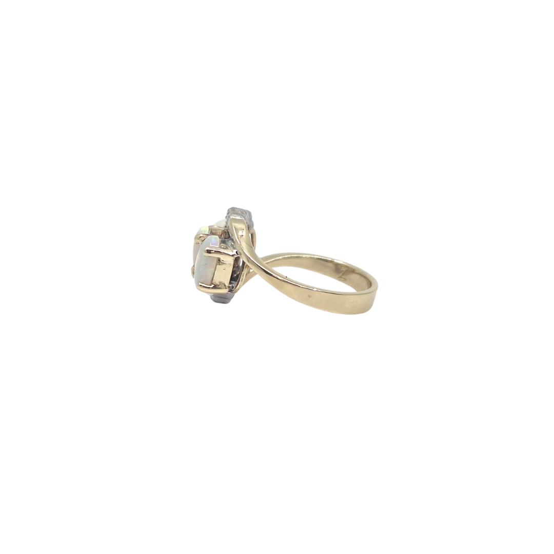 14ct Yellow Gold Opal Ring