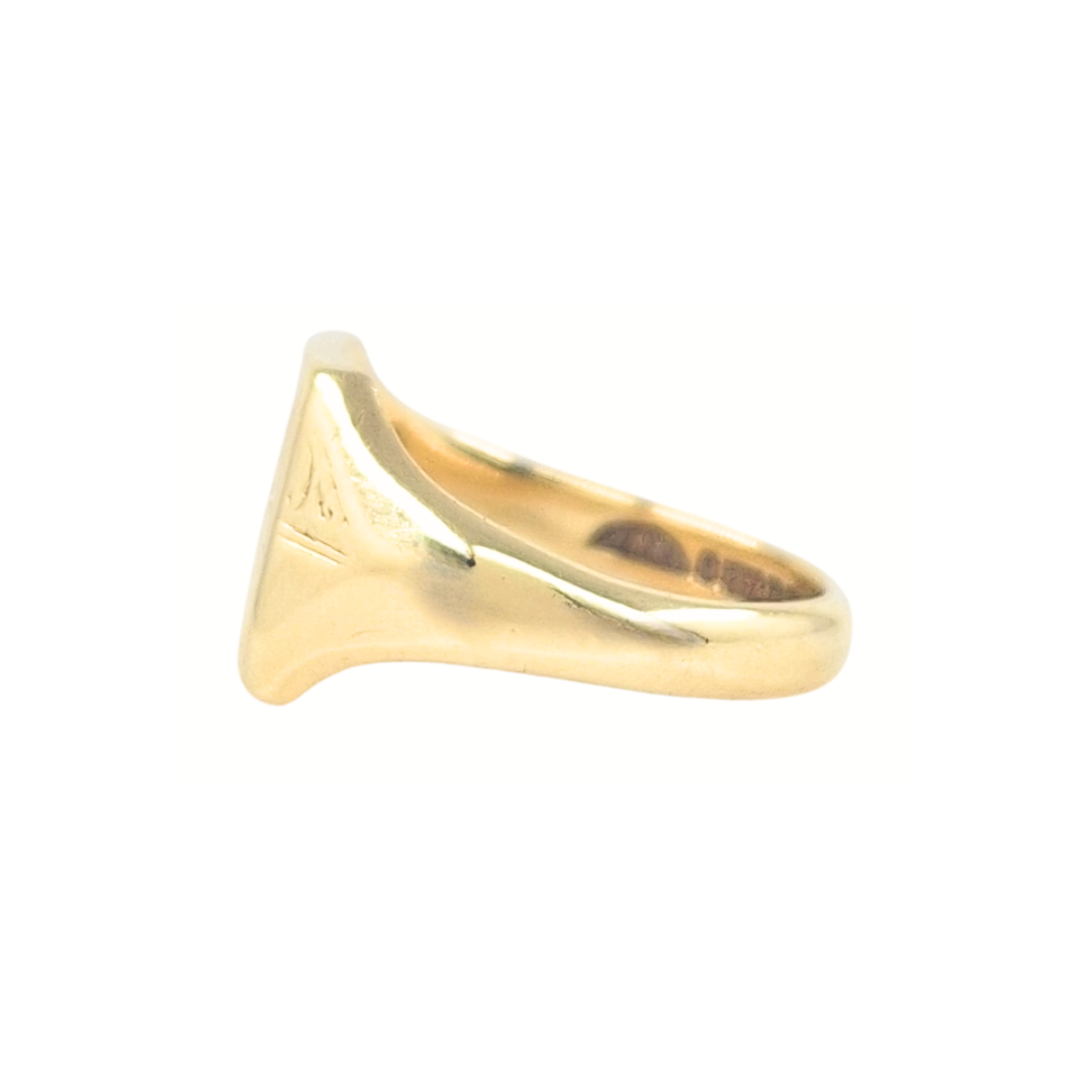 9ct Yellow Gold Engraved Signet Ring