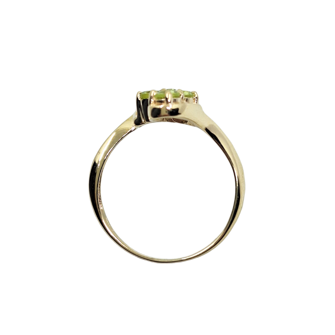 9ct Yellow Gold Peridot Cluster Ring