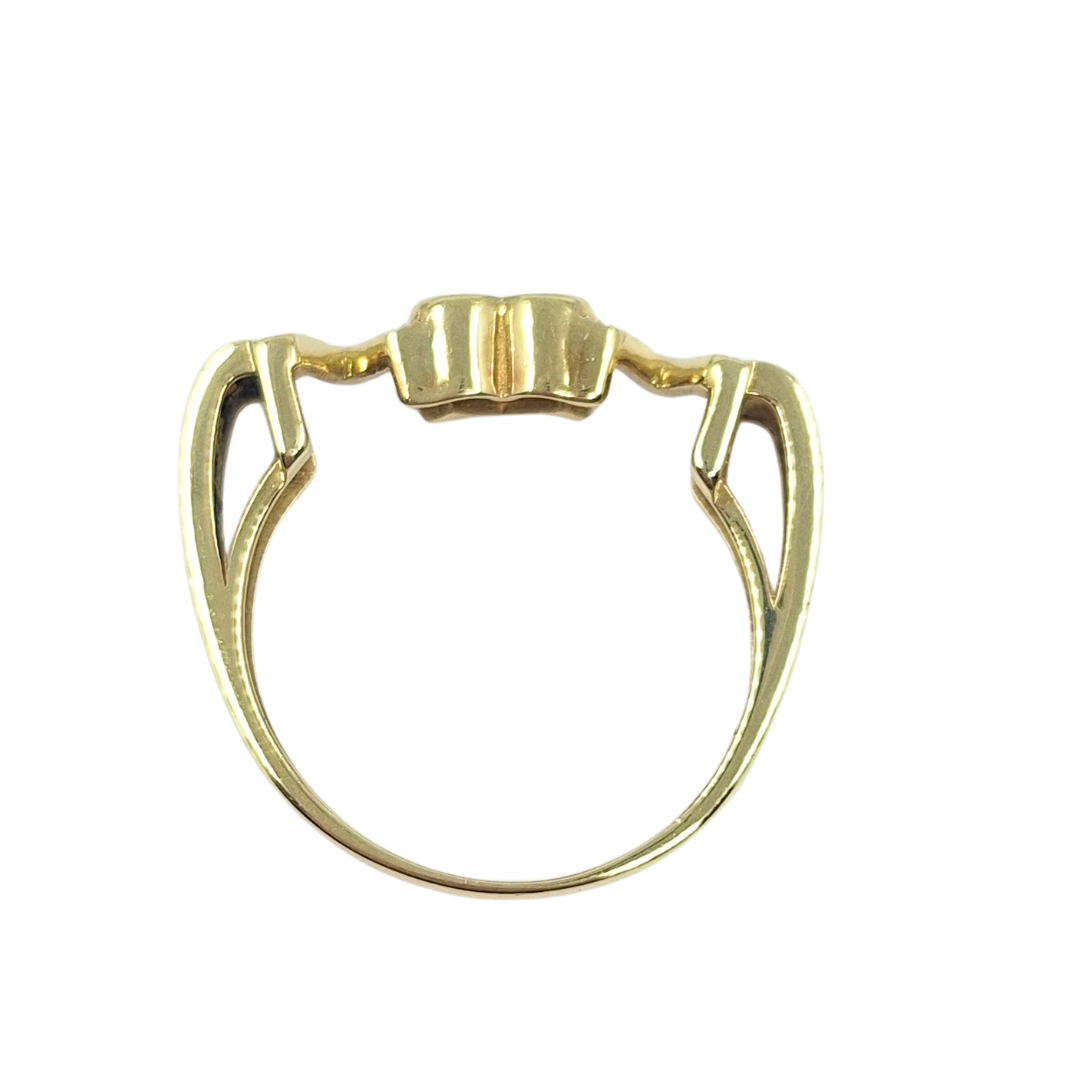 9ct Yellow Gold Cz Mum Ring