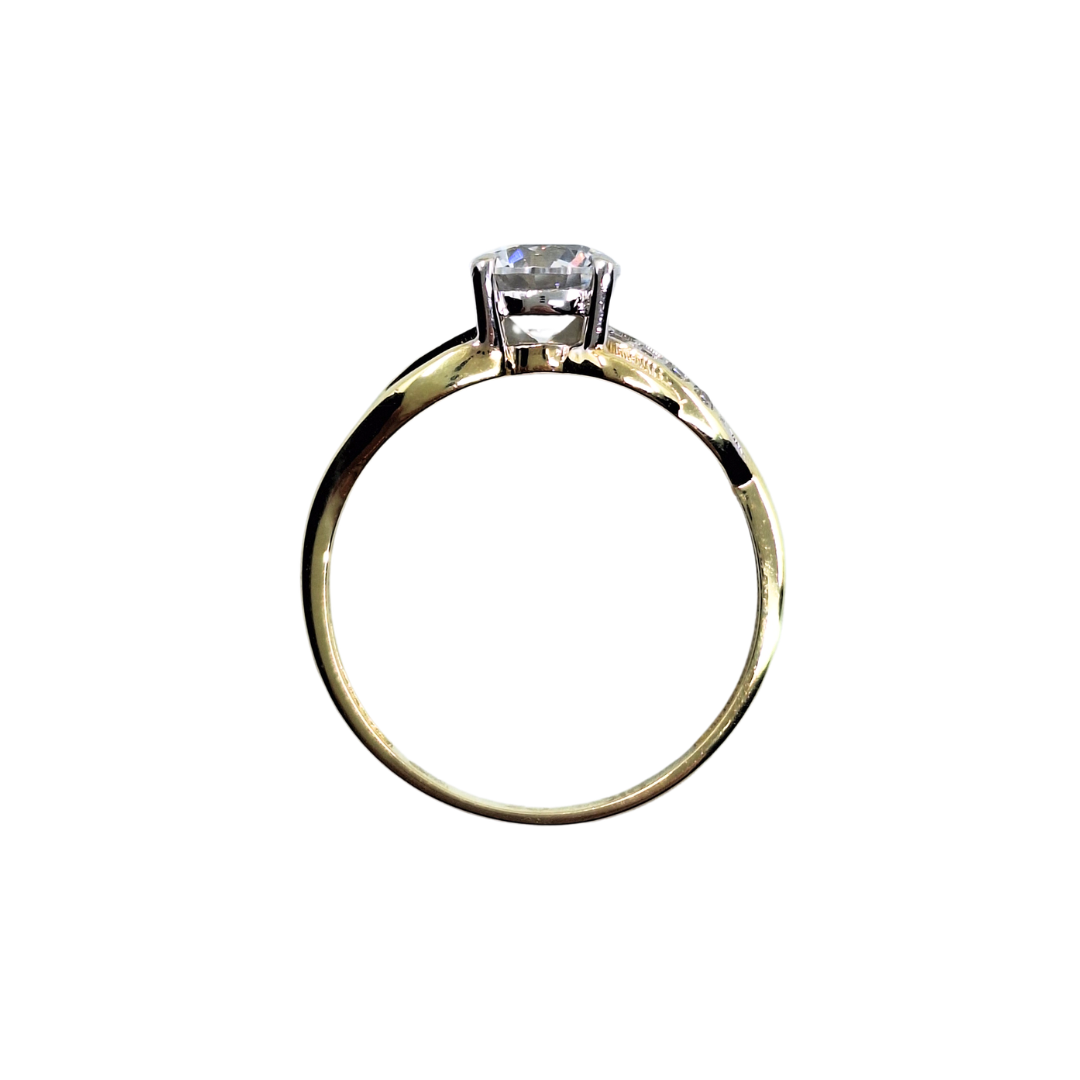 9ct Yellow Gold Cubic Zirconia Solitaire Ring