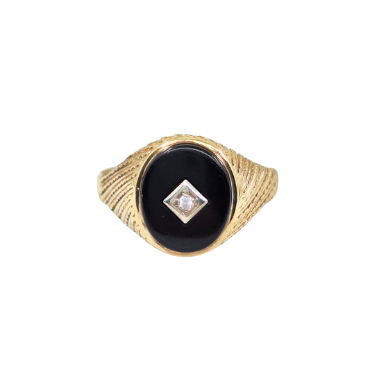 9ct Yellow Gold Onyx & Diamond Signet Ring