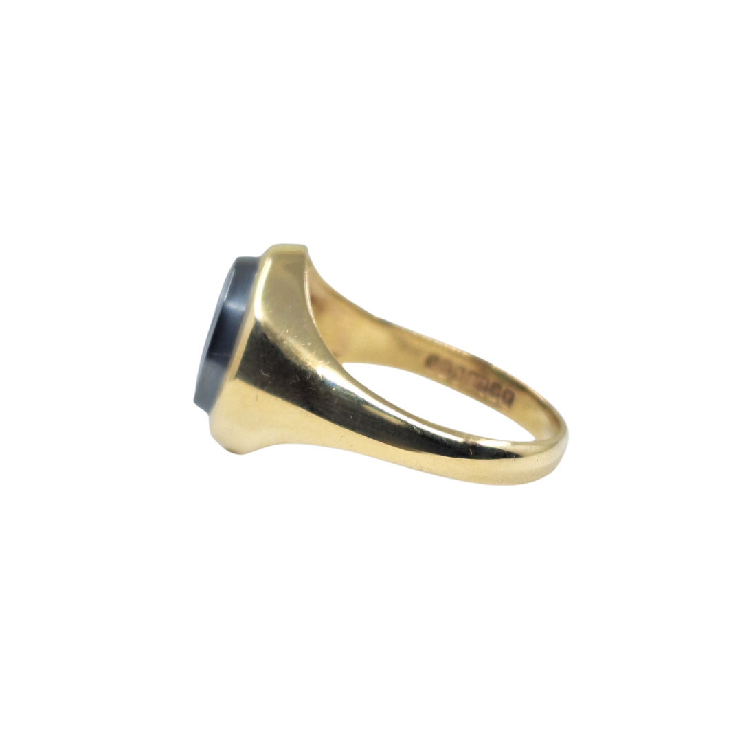 9ct Yellow Gold Haematite Signet Ring