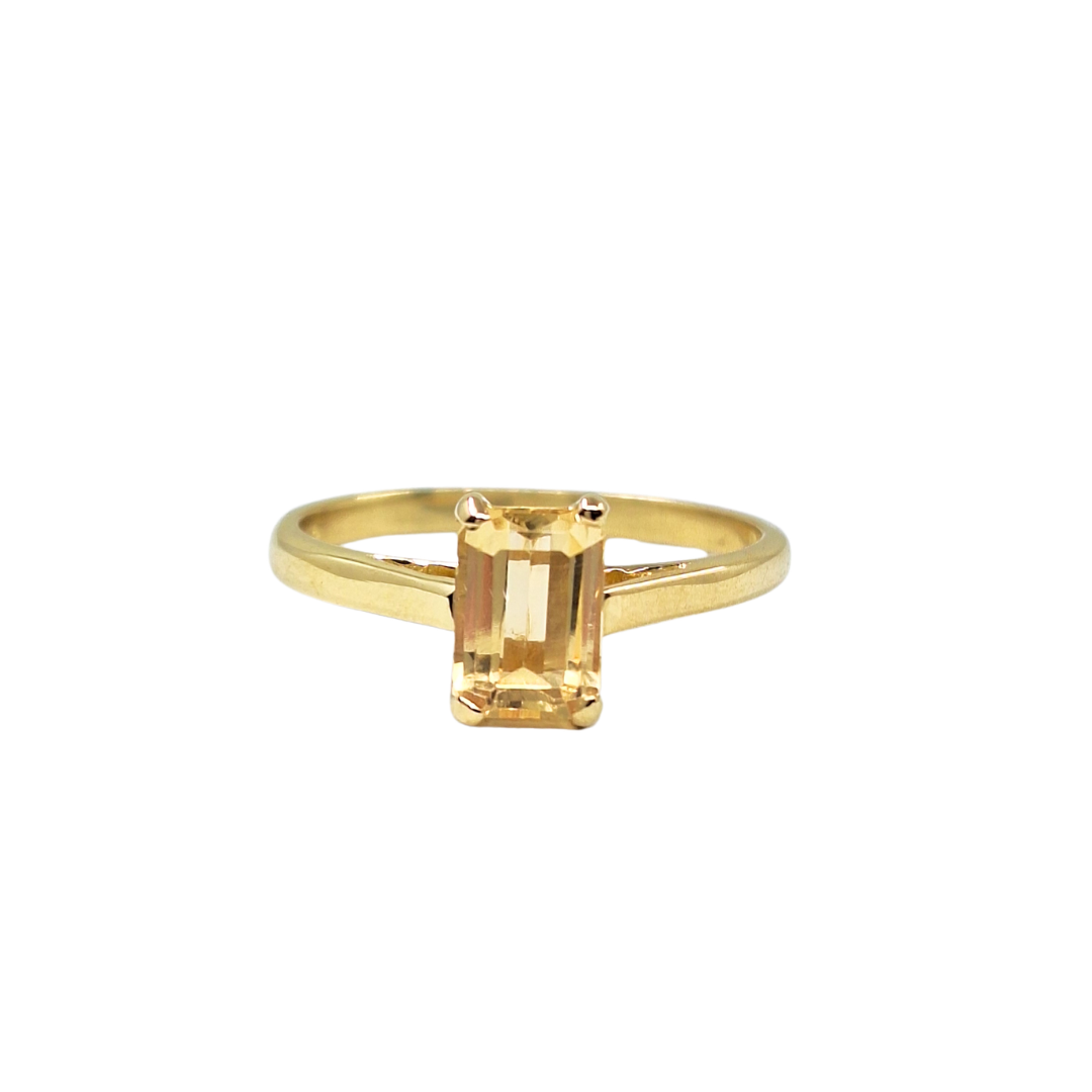 18ct Yellow Gold Citrine Solitaire Ring