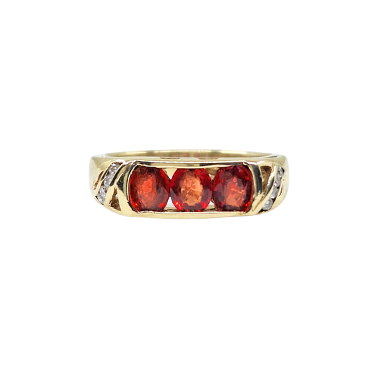 9ct Yellow Gold 3 Stone Garnet Ring