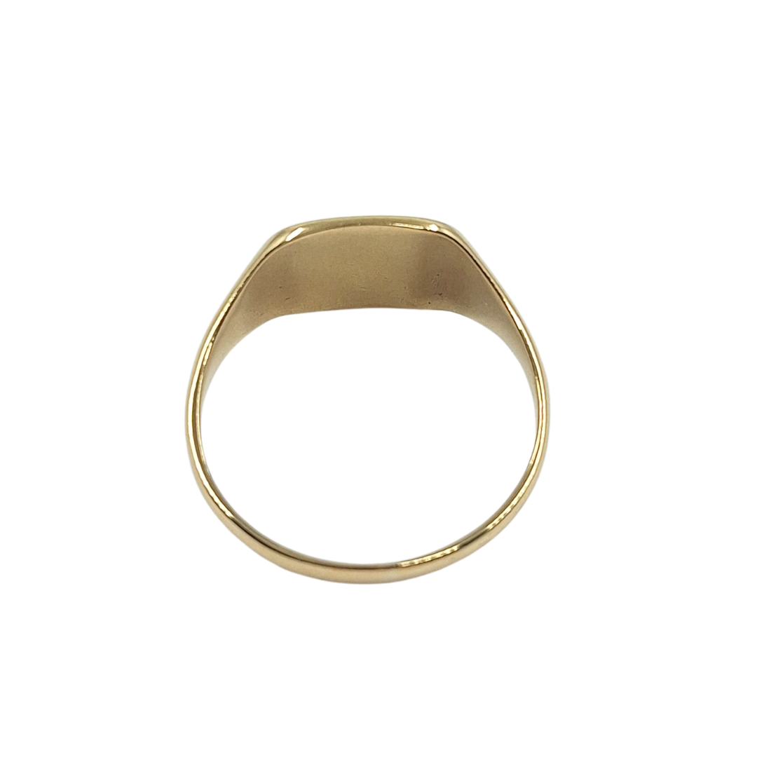 9ct Yellow Gold Signet Ring