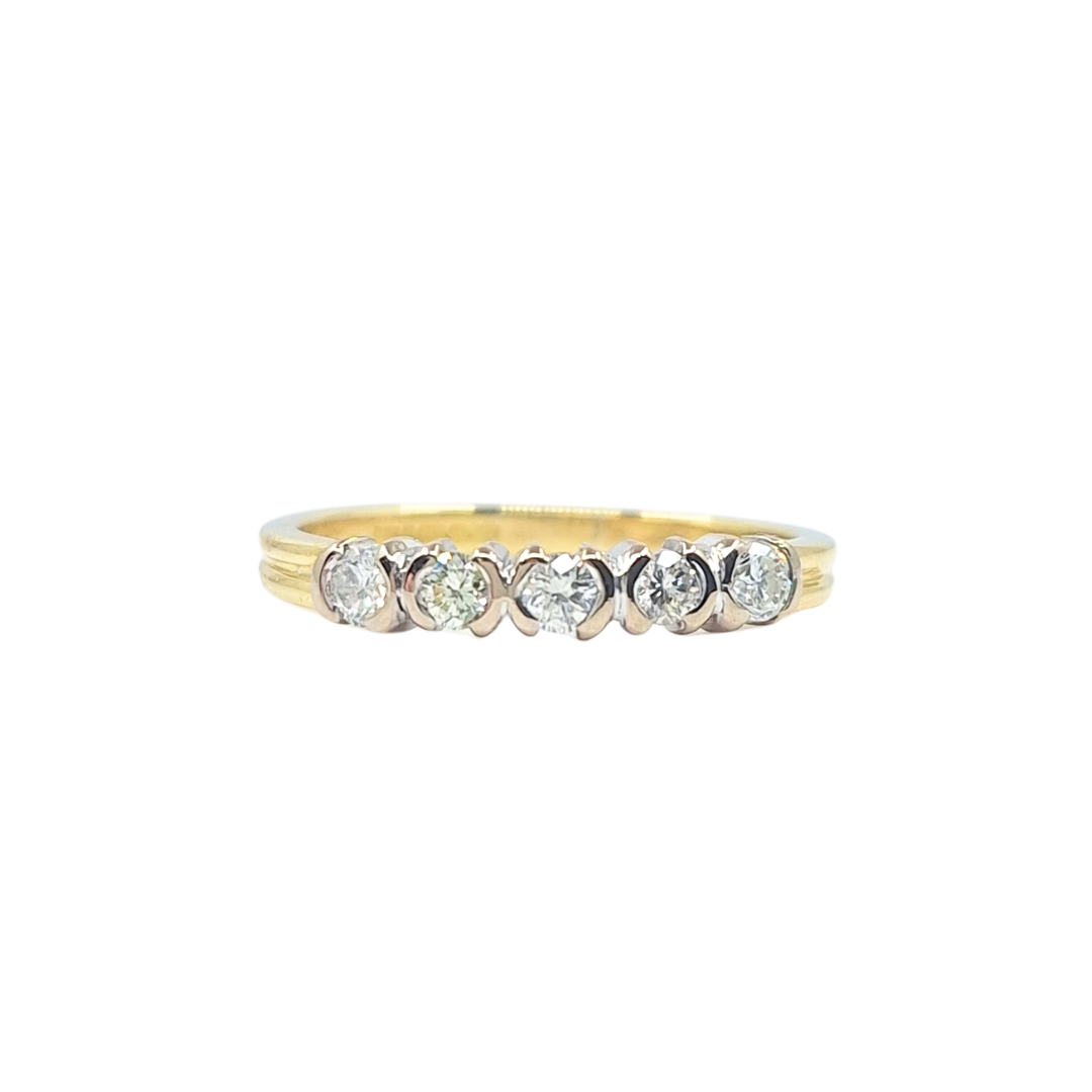 18ct Yellow Gold 5 Stone Ring