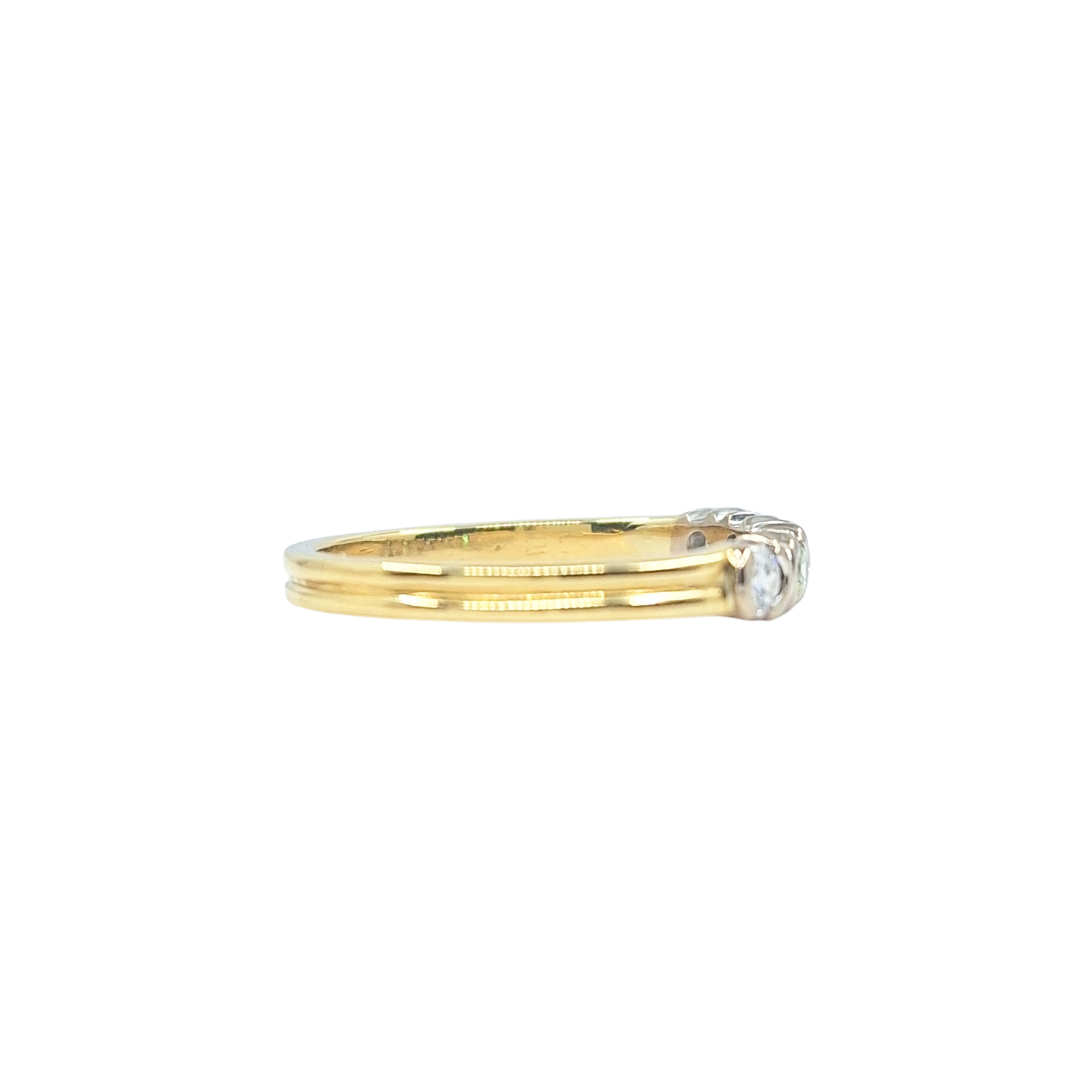 18ct Yellow Gold 5 Stone Ring