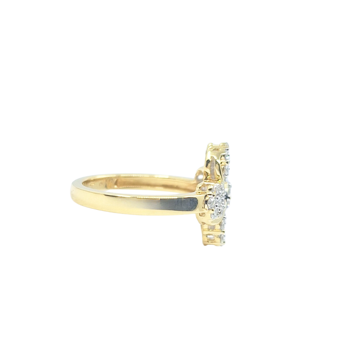 18ct Yellow Gold Diamond Fancy Cluster Ring