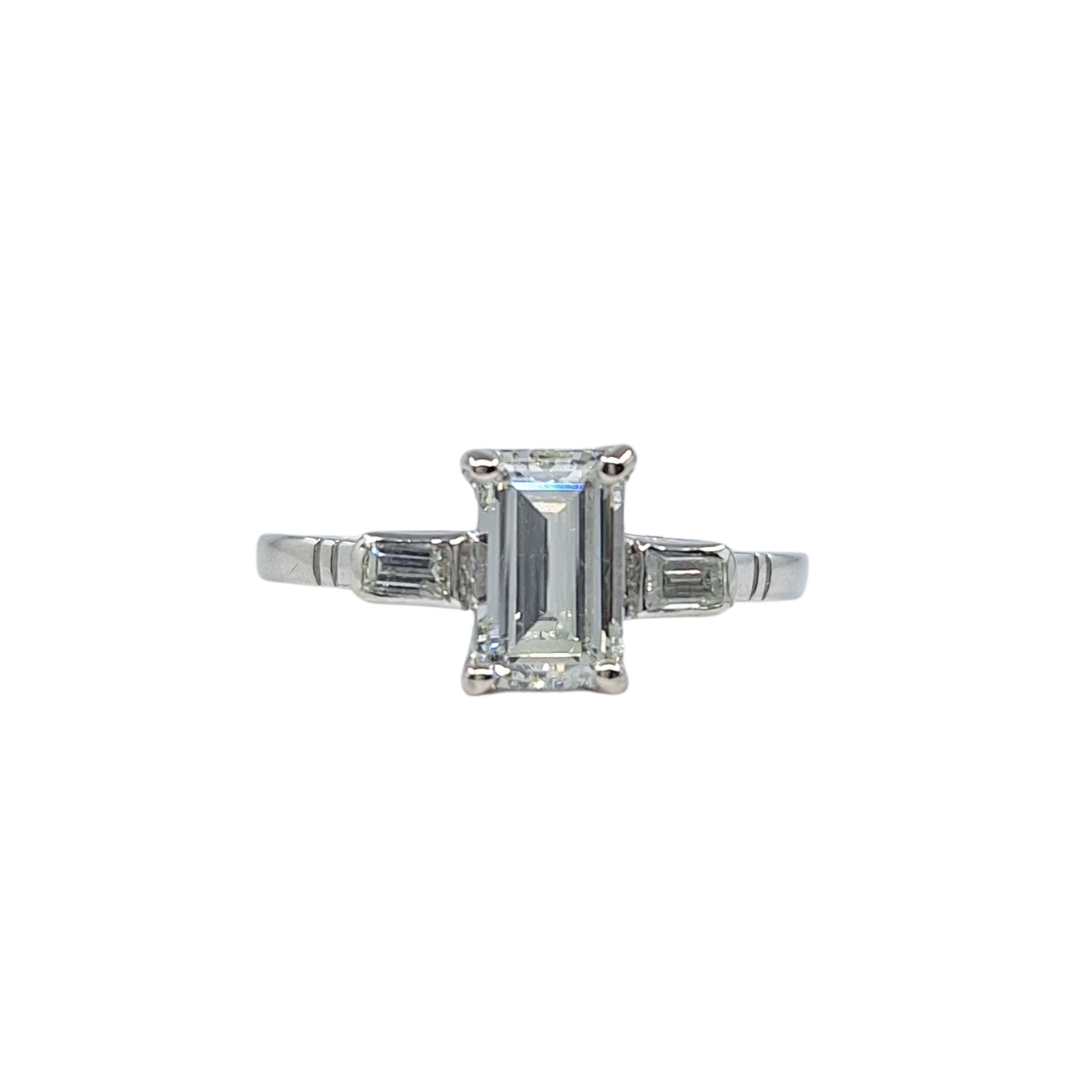 18ct White Gold Emerald Cut Diamond Ring