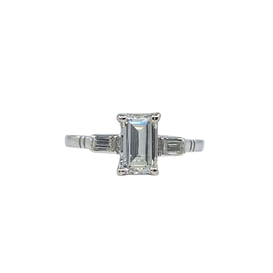 18ct White Gold Emerald Cut Diamond Ring