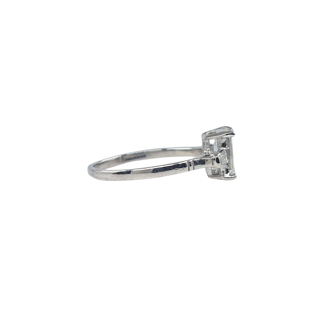 18ct White Gold Emerald Cut Diamond Ring