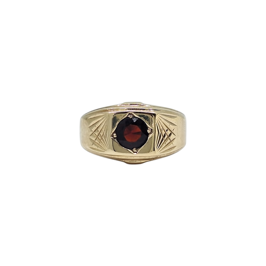 9ct Yellow Gold Garnet Signet Ring
