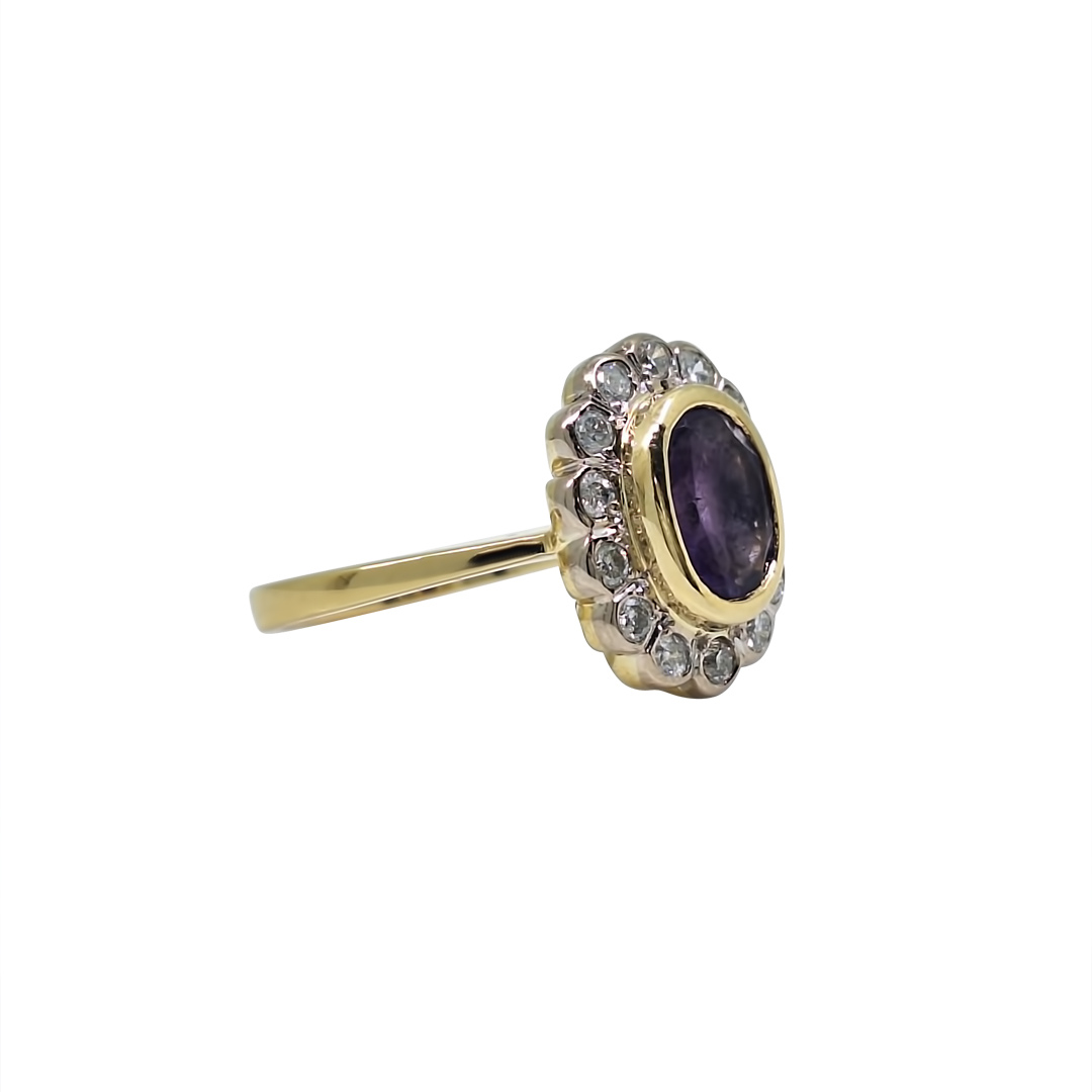 18ct Yellow Gold Amethyst & Diamond Ring