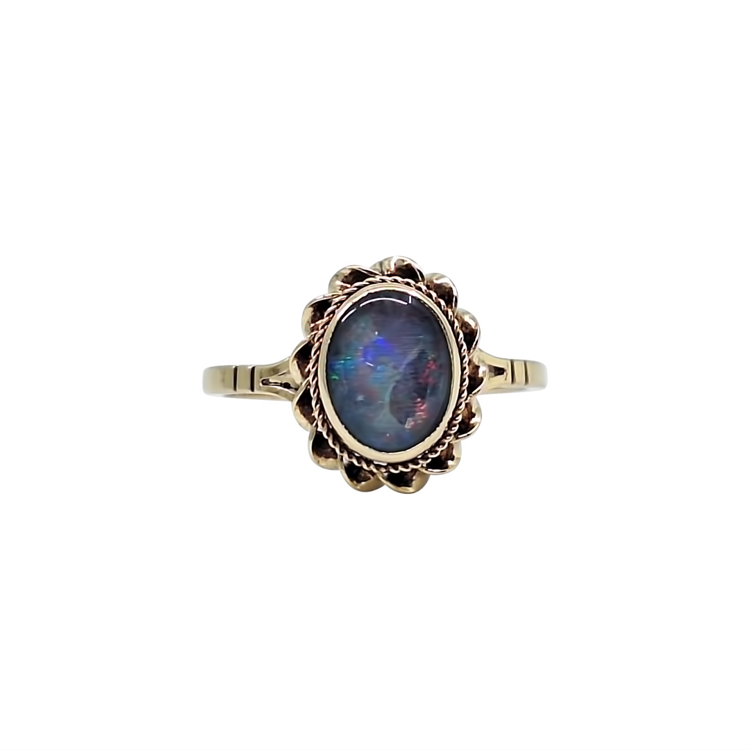 9ct Yellow Gold Opal Ring