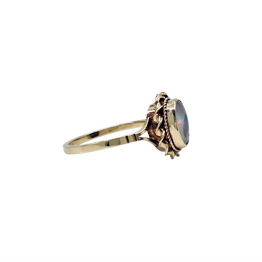 9ct Yellow Gold Opal Ring