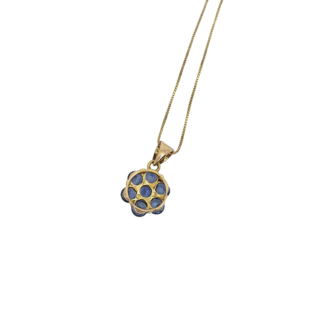 18ct Yellow Gold Sapphire Cluster Pendant