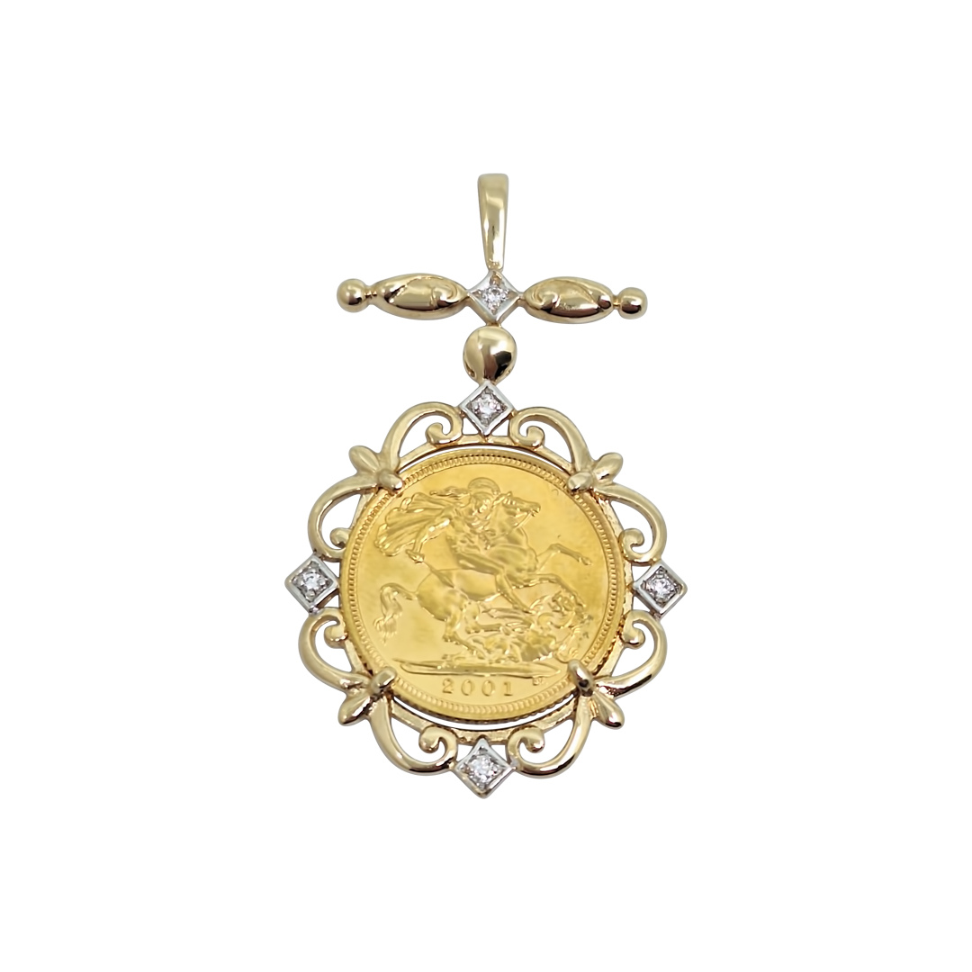 Half Sovereign 2001 & Diamond Pendant