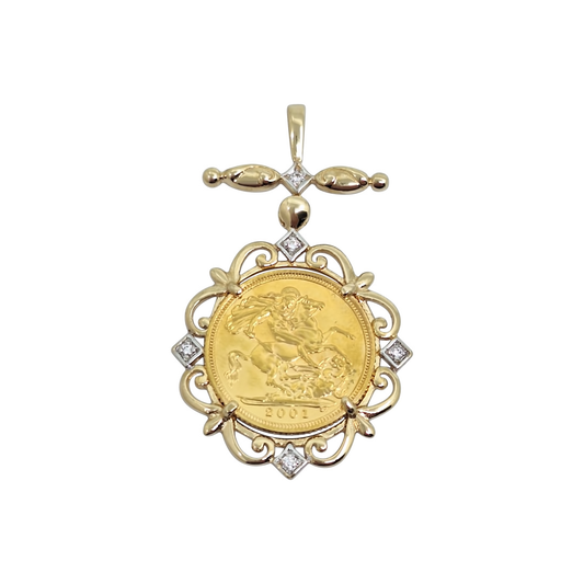 Half Sovereign 2001 & Diamond Pendant
