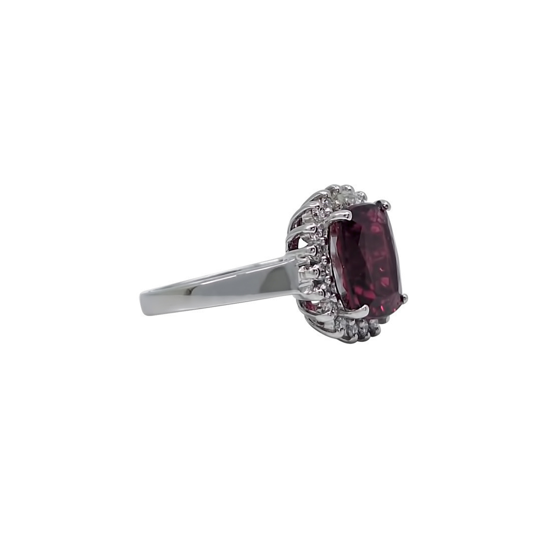18ct White Gold Red Gemstone & Diamond Ring