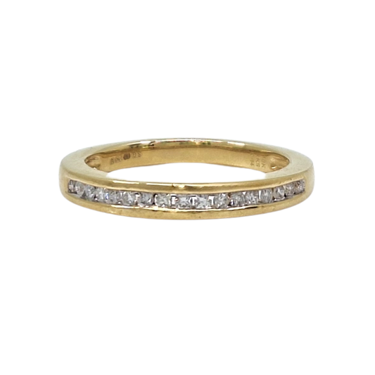 18ct Yellow Gold Diamond Ring
