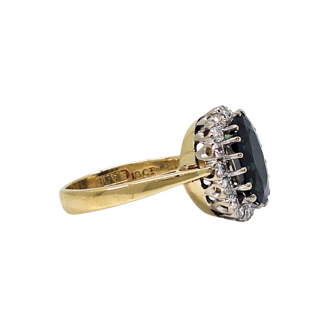 18ct Yellow Gold Sapphire & Diamond Ring