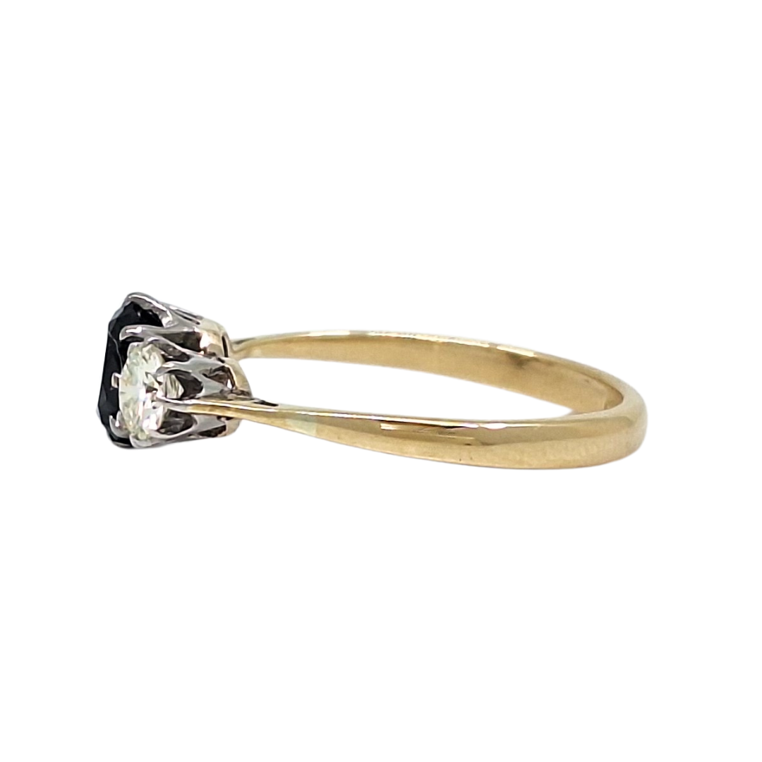 18ct Yellow Gold Sapphire & Diamond Three Stone Ring