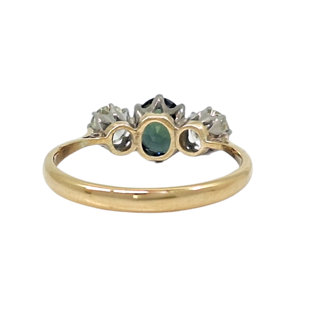 18ct Yellow Gold Sapphire & Diamond Three Stone Ring