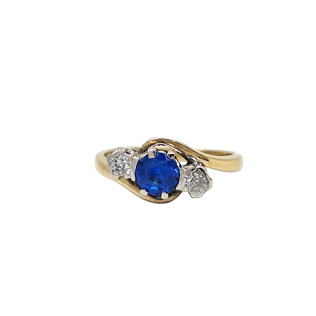 18ct Yellow Gold Created Sapphire & Diamond Ring