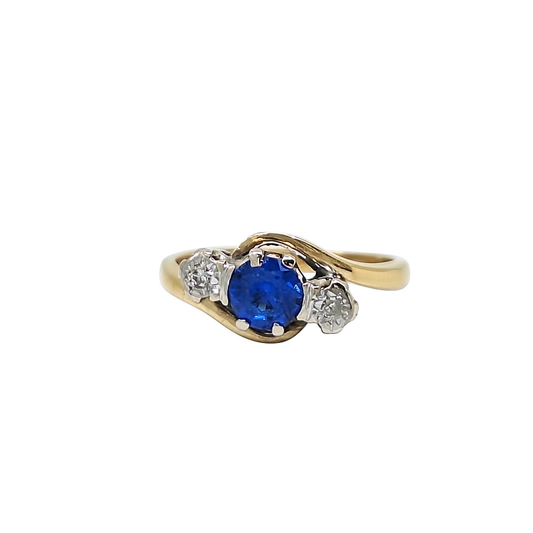 18ct Yellow Gold Created Sapphire & Diamond Ring
