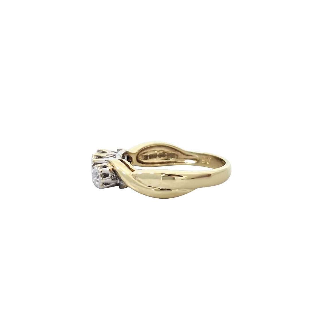 9ct Yellow Gold Diamond Three Stone Illusion Set Ring 0.05ct