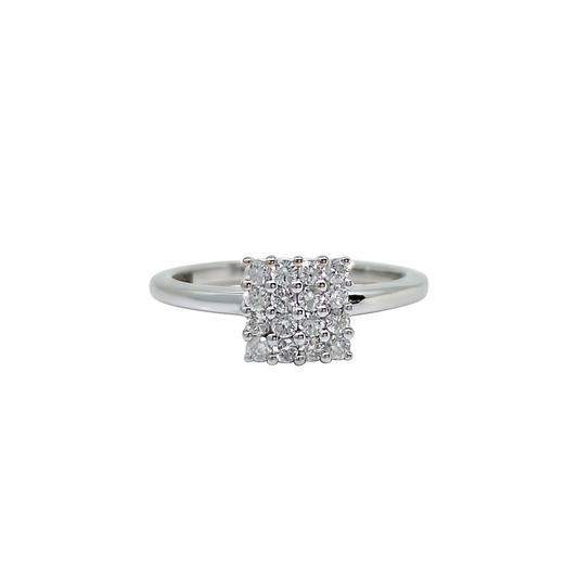 18ct White Gold Diamond Cluster Ring